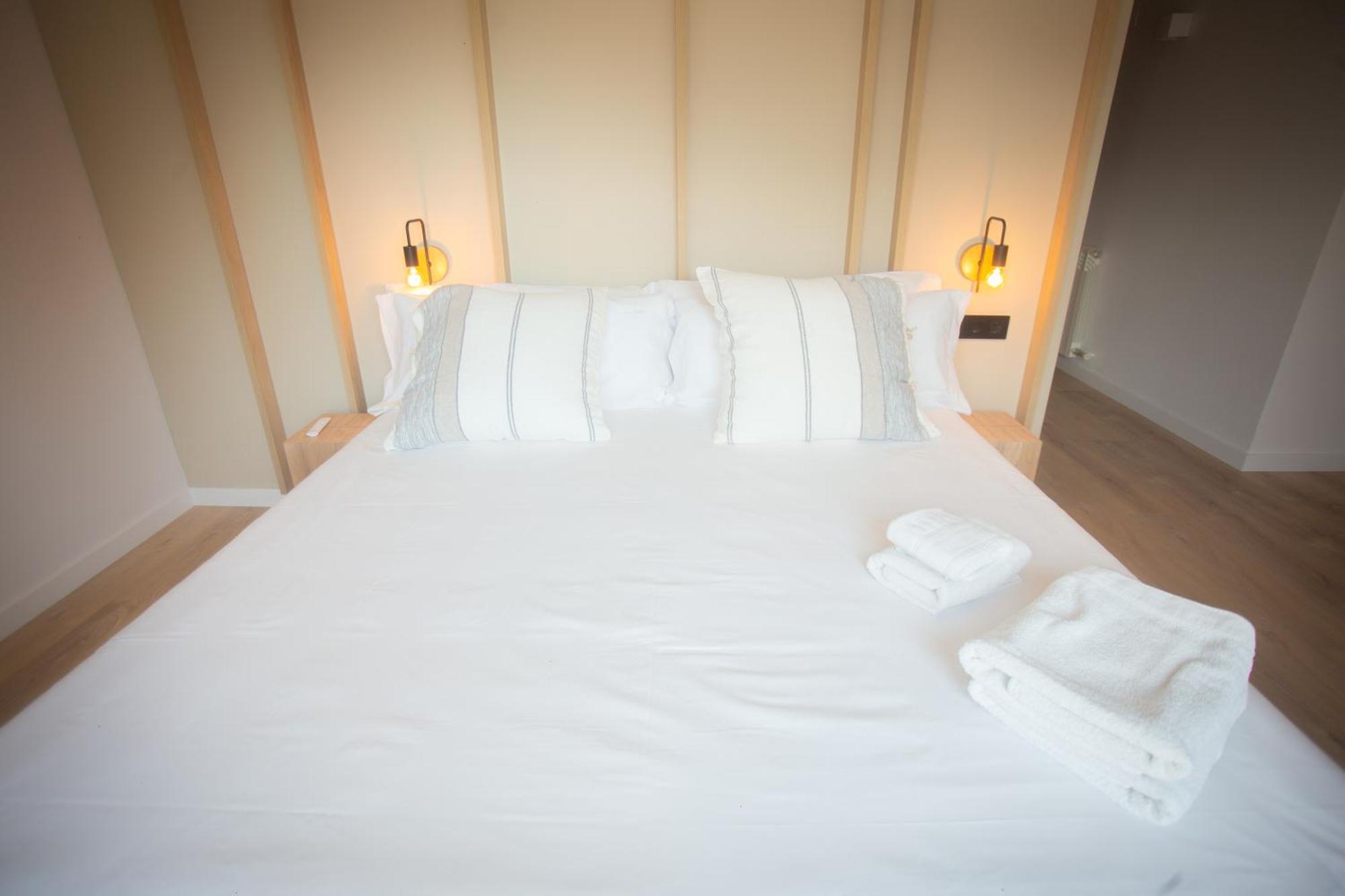 L'Indret Del Pedraforca Adults Only Hotel Saldes Exterior photo