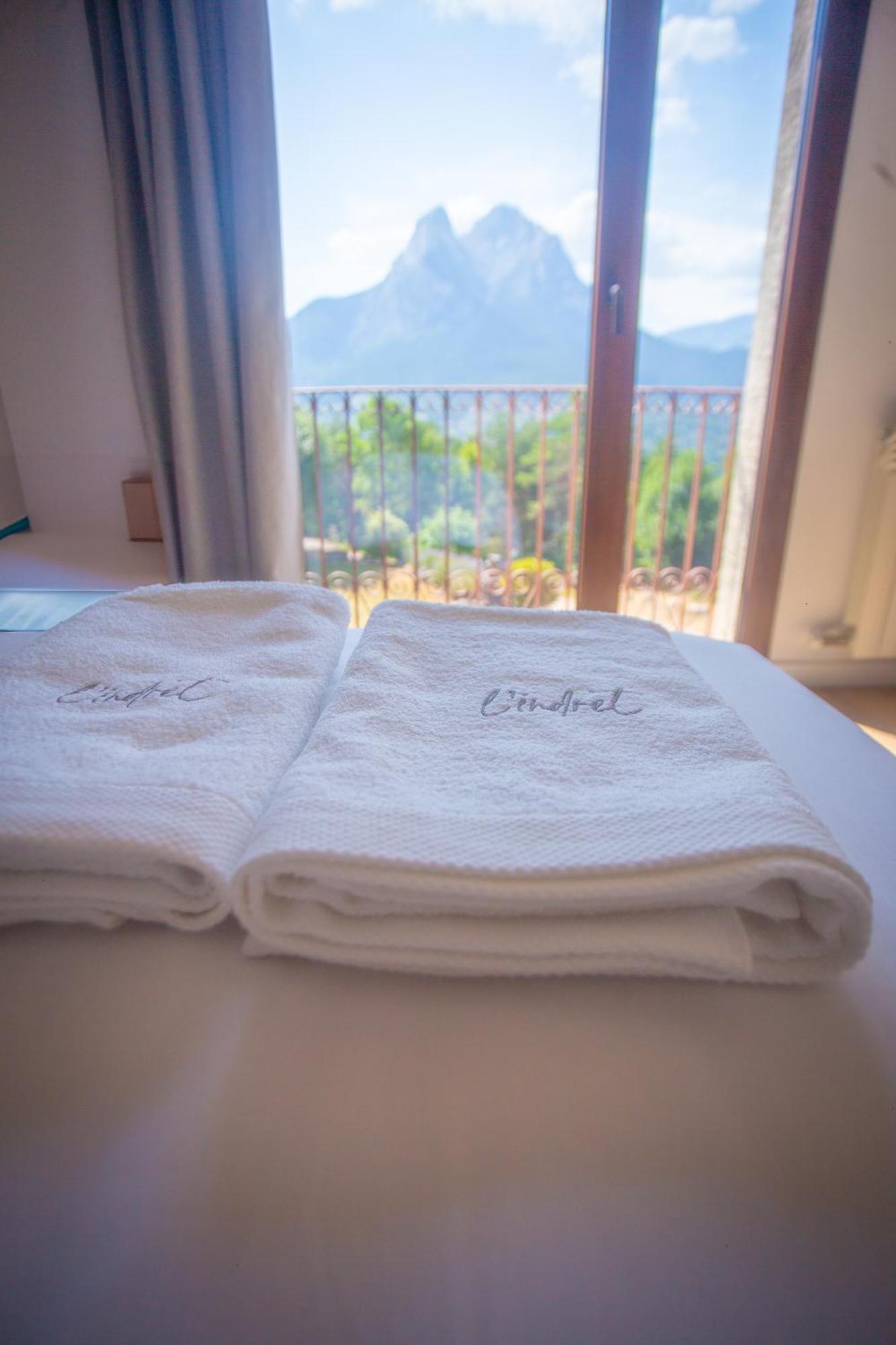L'Indret Del Pedraforca Adults Only Hotel Saldes Exterior photo