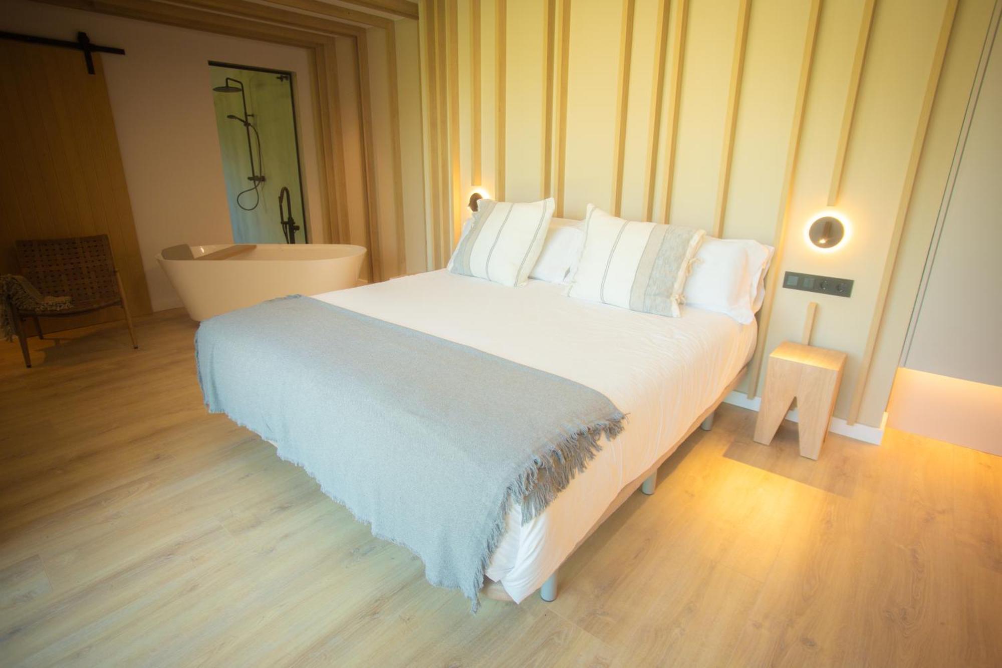 L'Indret Del Pedraforca Adults Only Hotel Saldes Exterior photo