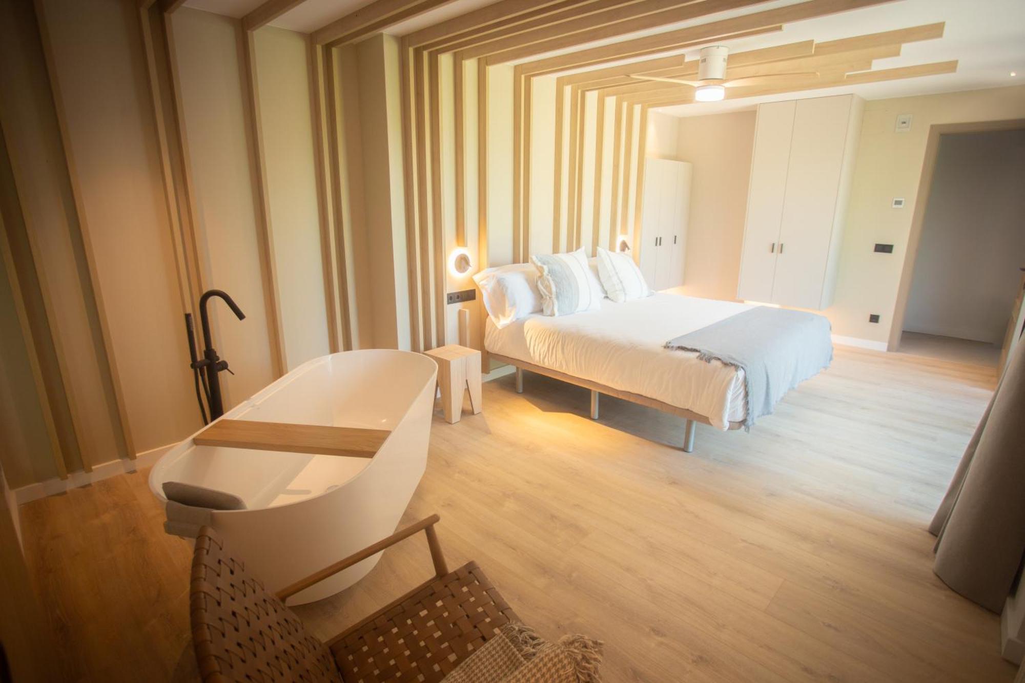 L'Indret Del Pedraforca Adults Only Hotel Saldes Exterior photo